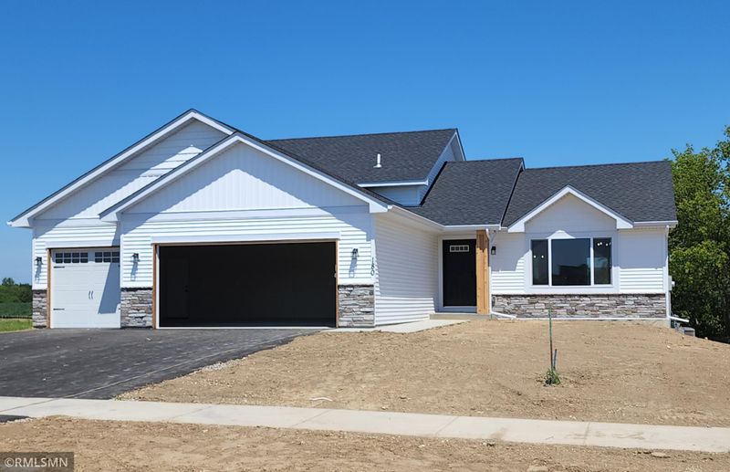 180 3rd St NW, Delano, MN 55328