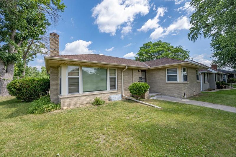 2701 27th Ave NE, Saint Anthony, MN 55418