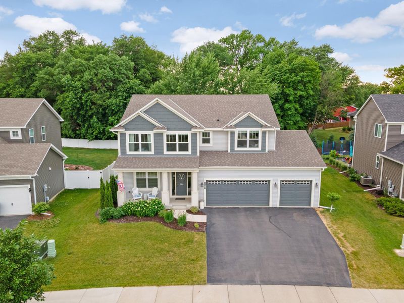 1104 Skybrooke Ave, Waconia, MN 55387