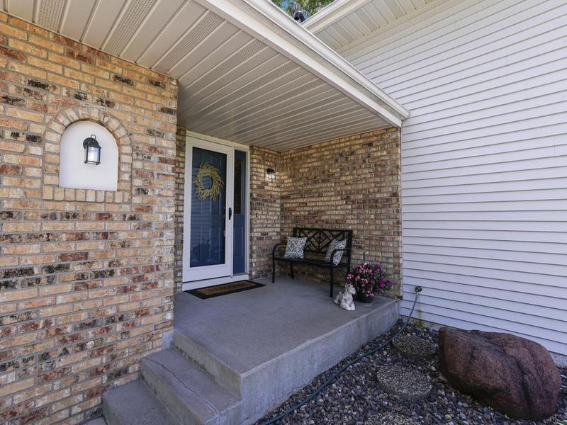 15704 52nd Ct NE, Saint Michael, MN 55376
