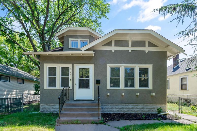 4742 Aldrich Ave N, Minneapolis, MN 55430