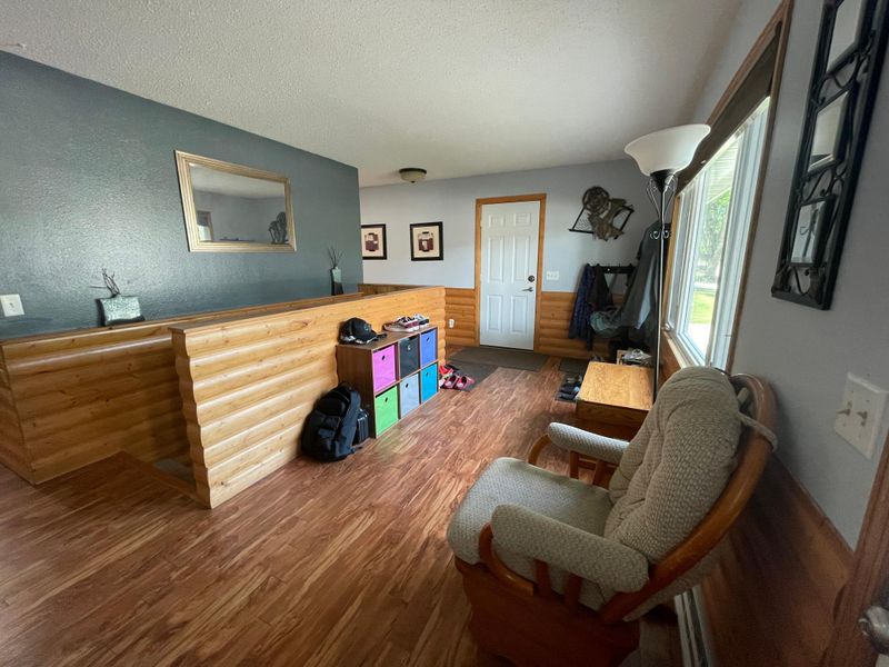 17 Thomas St, Morris, MN 56267