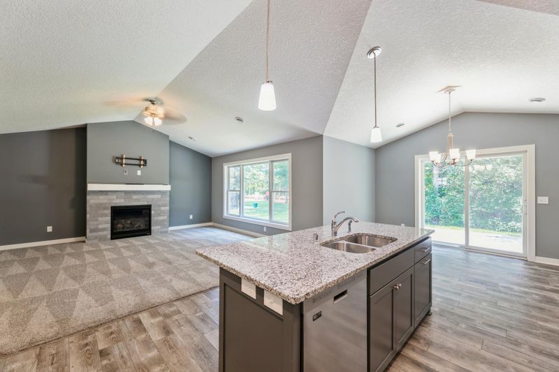 1318 Shady Ln, Princeton, MN 55371