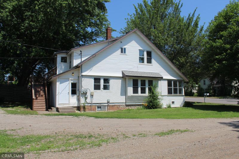 240 3rd Ave NW, Milaca, MN 56353