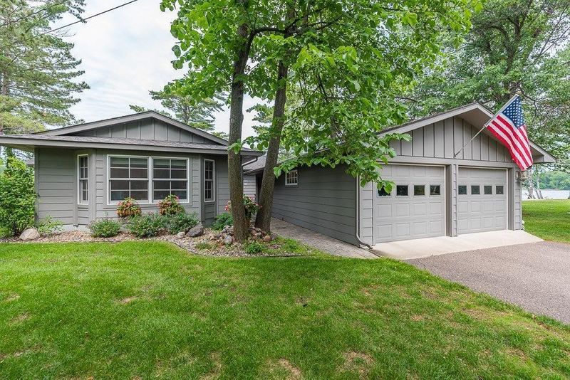 1120 Wienzel Point Rd, Nisswa, MN 56468