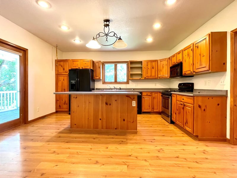 33893 710th St, Round Lake, MN 56167