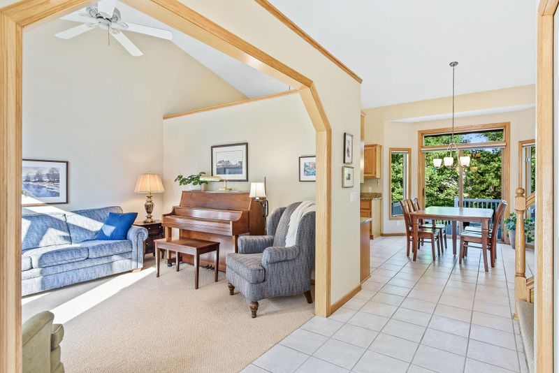 687 Marie Ct, Delano, MN 55328
