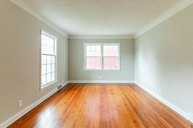 1800 Nevada Ave E, Saint Paul, MN 55119