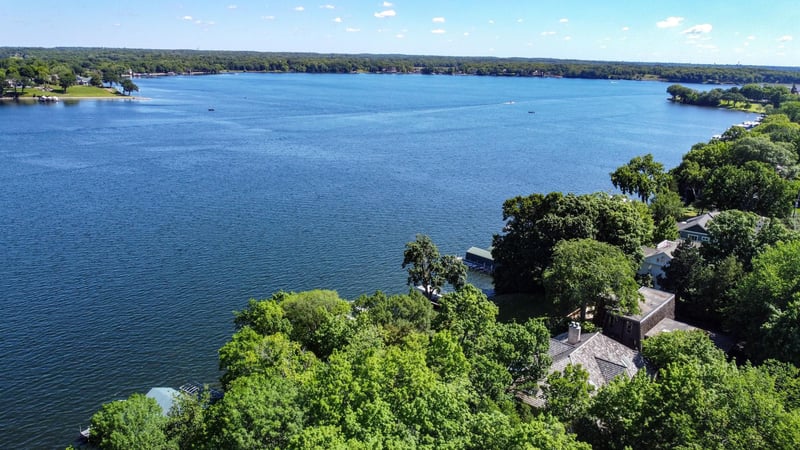 3156 Northview Rd, Wayzata, MN 55391