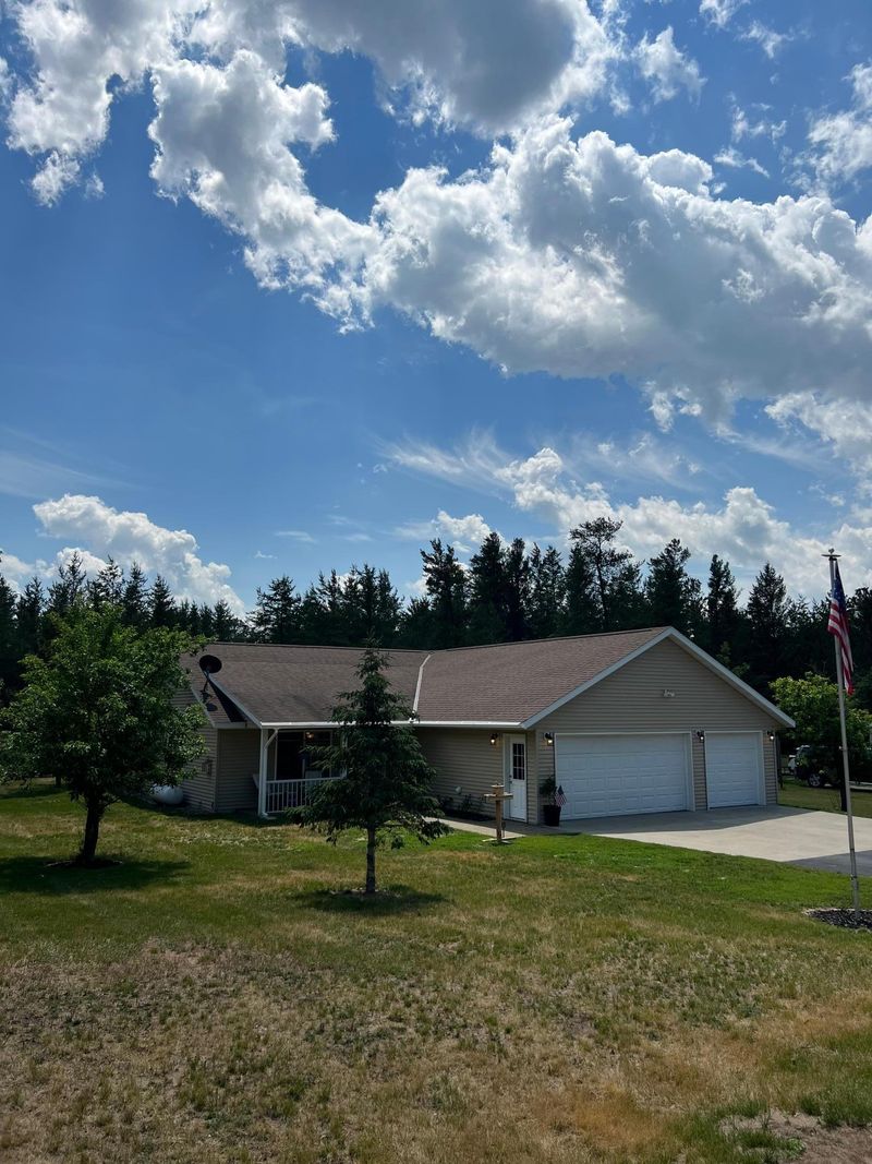 724 4th Ln NW, Menahga, MN 56464