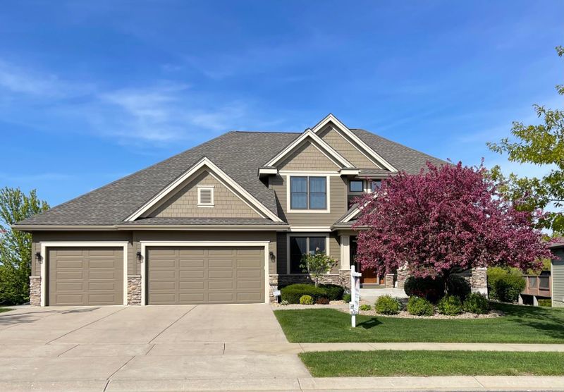 571 Somerby Pw NE, Byron, MN 55920