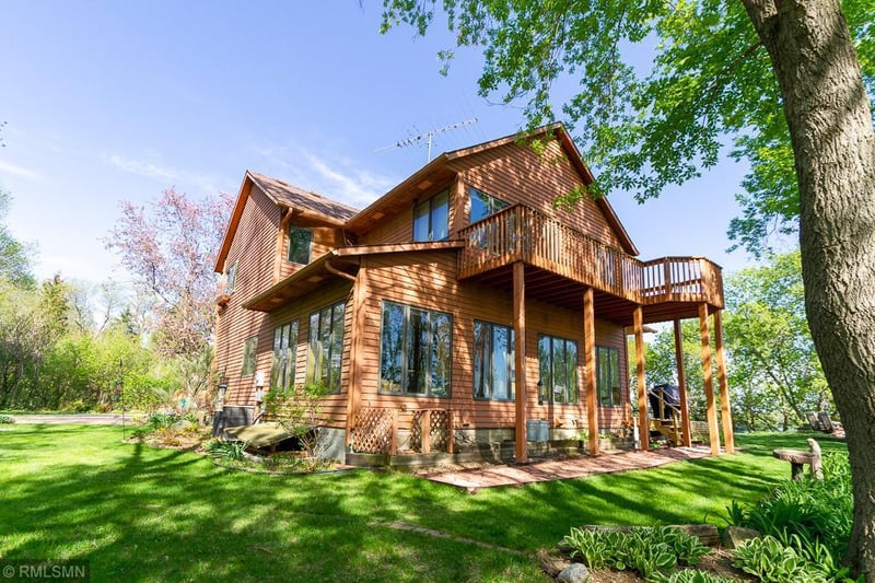 33022 Marie Ln, Saint Peter, MN 56082