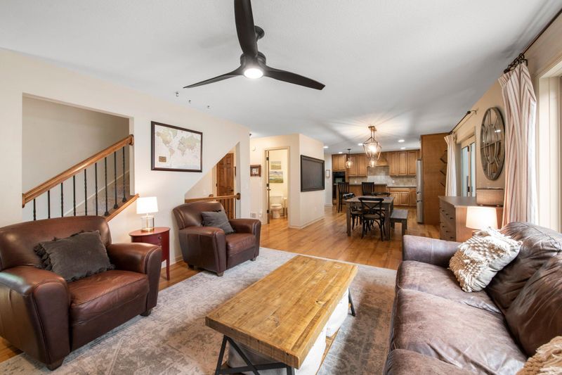 17545 Kodiak Ave, Lakeville, MN 55044