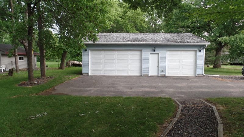 980 S Alger Ave, Rush City, MN 55069