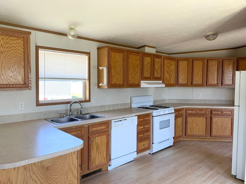 569 18th St, Zumbrota, MN 55992