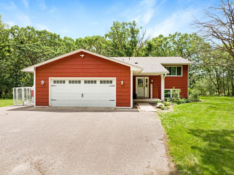13252 Oakwood Rd, Zimmerman, MN 55398
