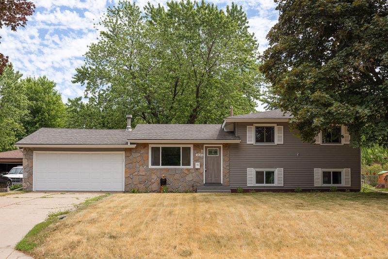 1624 Lincoln Ave, Saint Paul Park, MN 55071