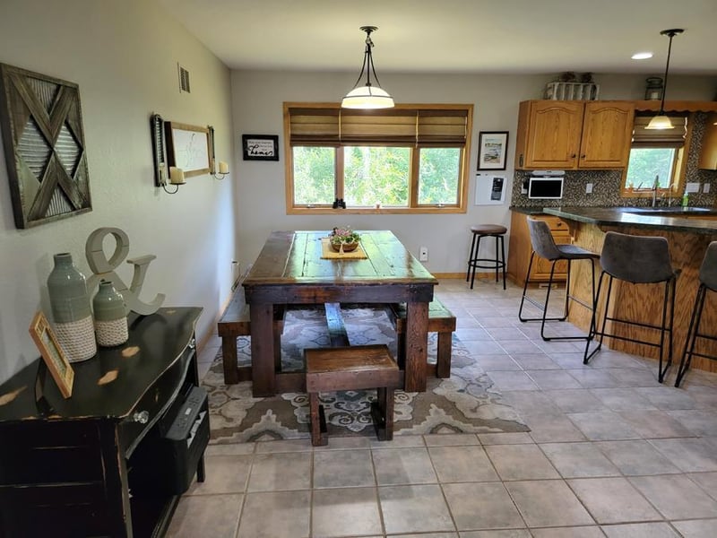 27971 200th St, Sleepy Eye, MN 56085