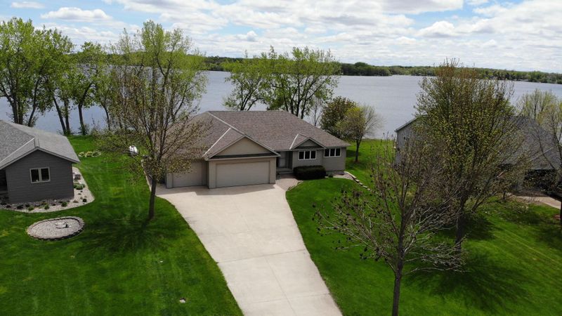 4673 NE 141 Ave, Spicer, MN 56288