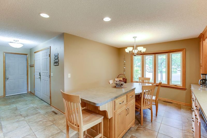3358 118th Ln NW, Coon Rapids, MN 55433