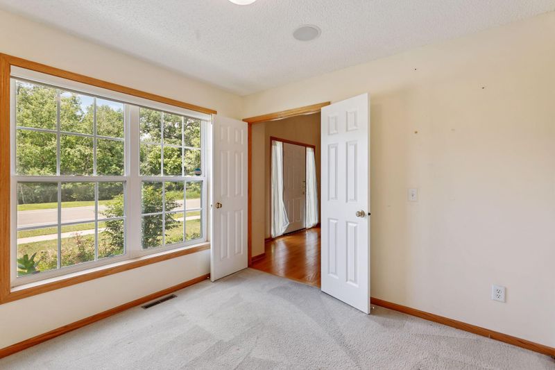 18429 Trott Brook Pw NW, Elk River, MN 55330