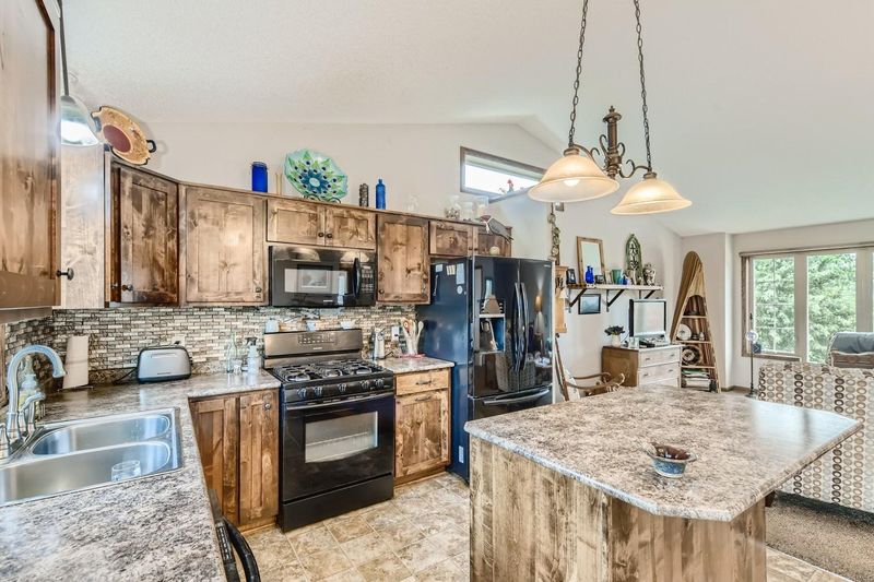 1904 Independence St S, Cambridge, MN 55008