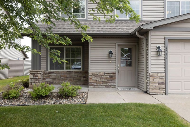 1879 Bennett St, River Falls, WI 54022