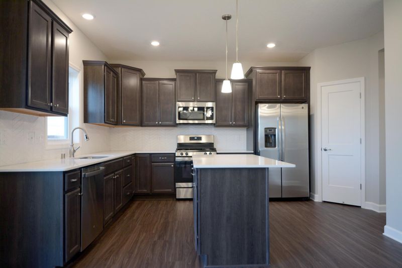 8362 60th St S, Cottage Grove, MN 55016