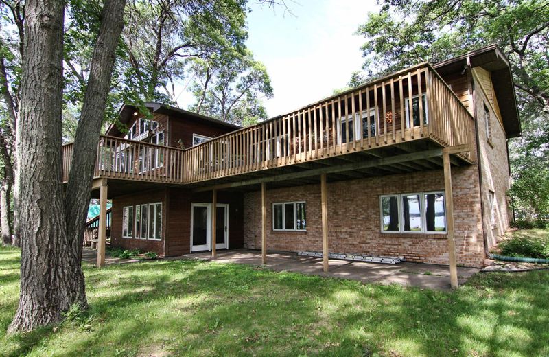 13937 Kenwood Dr, Baxter, MN 56425