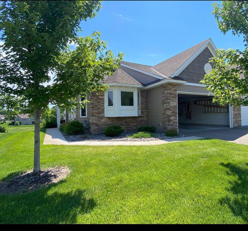 8731 Fraizer St NE, Circle Pines, MN 55014