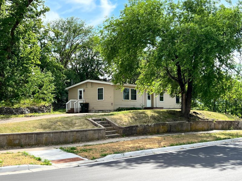 207 Baldwin St, Granite Falls, MN 56241