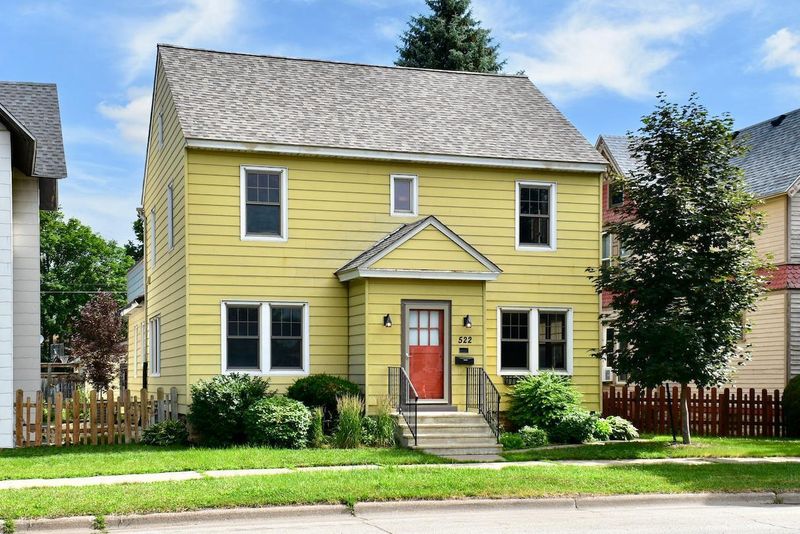 522 E Broadway St, Winona, MN 55987