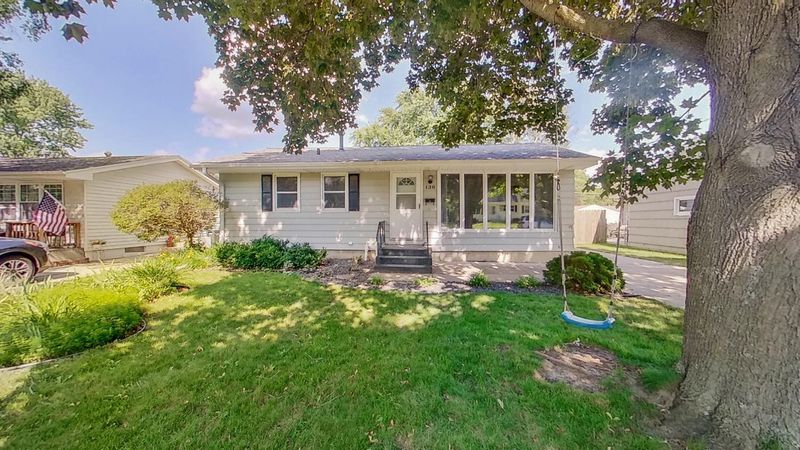 136 37th Ave NW, Rochester, MN 55901