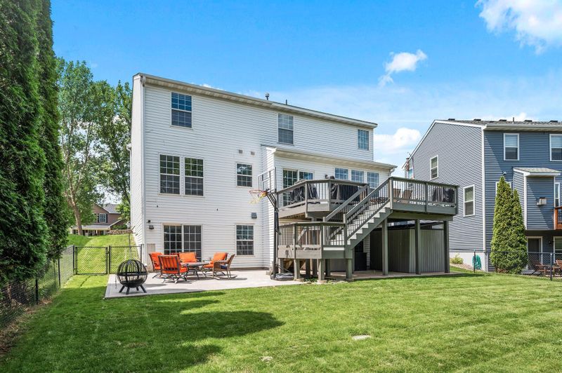 9174 Olive Ln N, Maple Grove, MN 55311
