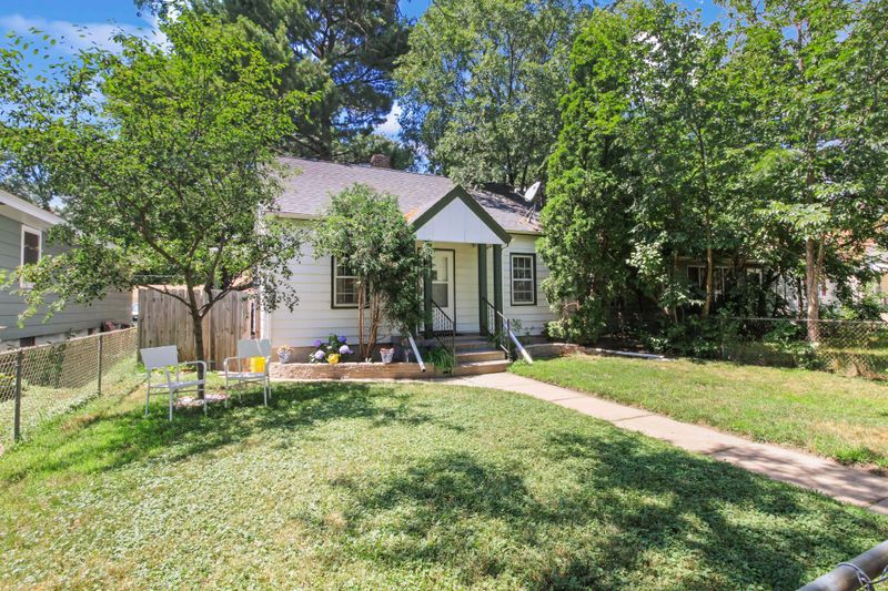 4327 Knox Ave N, Minneapolis, MN 55412