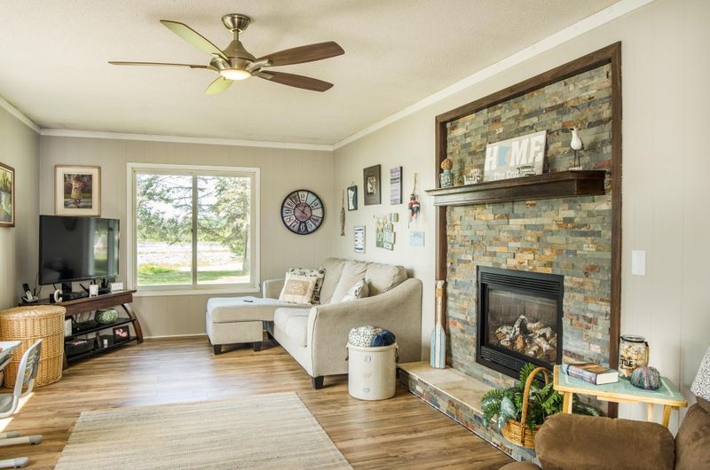 3249 Poquet Trl NW, Hackensack, MN 56452