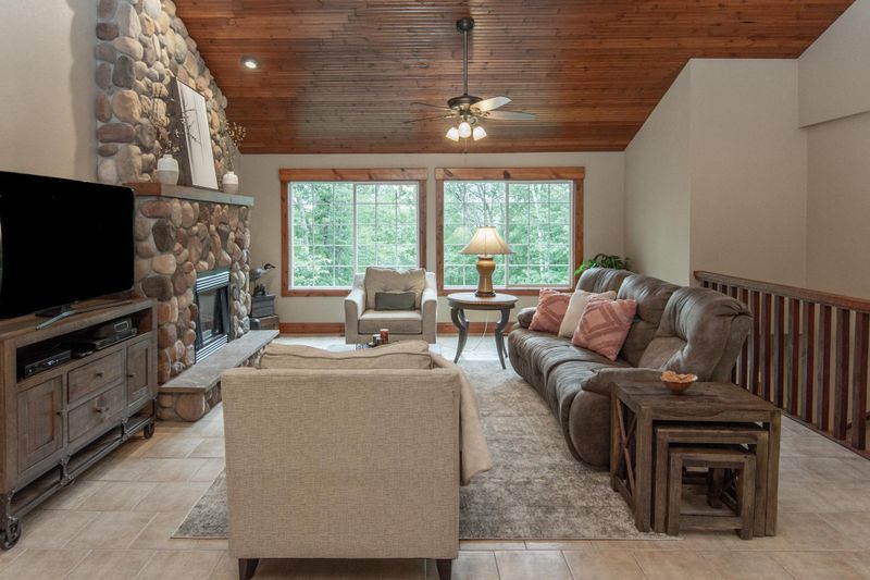 29521 Belgian Dr, Breezy Point, MN 56472