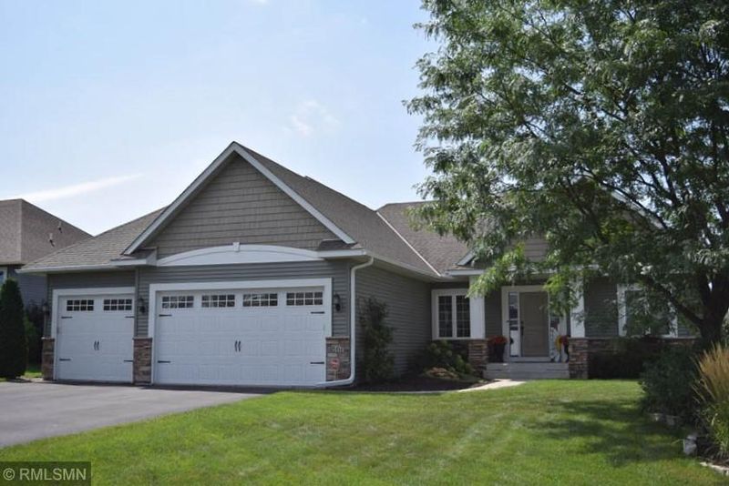 867 Watertown Ave, Delano, MN 55328
