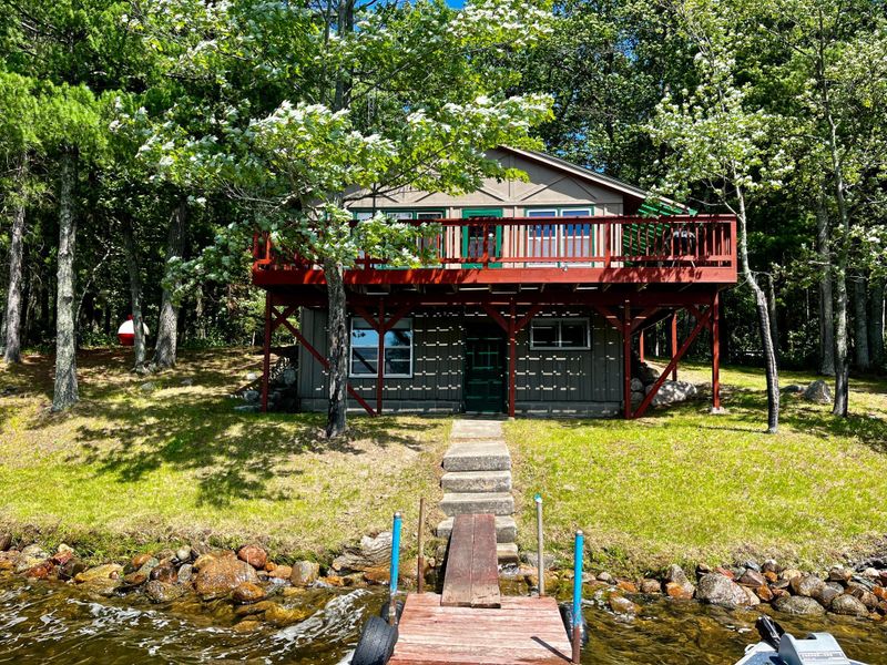 3897 Poquet Dr NW, Hackensack, MN 56452