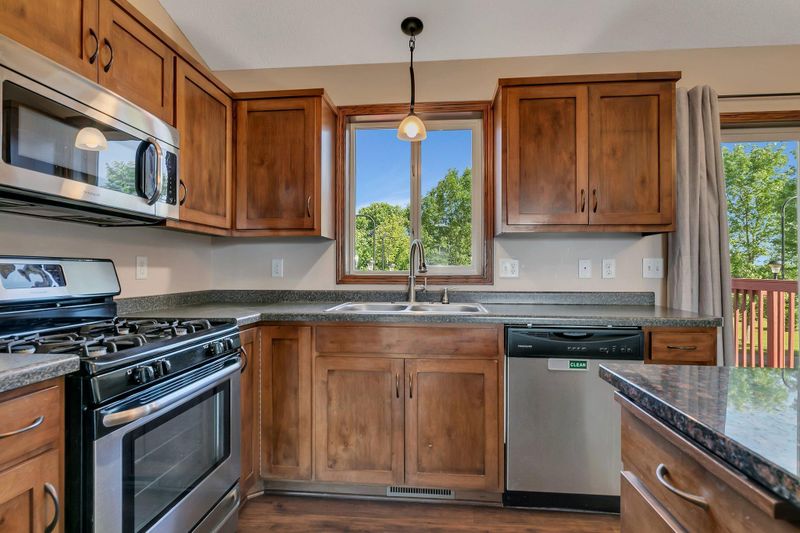 49 Lone Ridge Ln, Foley, MN 56329