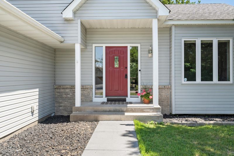 13122 Elgin Dr NW, Elk River, MN 55330