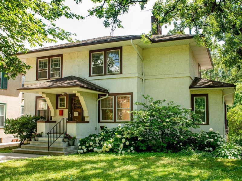 1030 Lombard Ave, Saint Paul, MN 55105