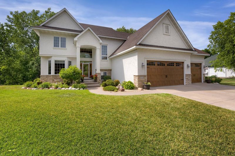 4734 Europa Trl N, Hugo, MN 55038