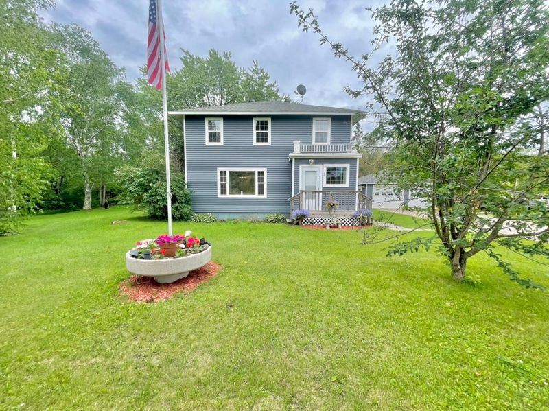 94 Hodgins Ave, Taconite, MN 55786