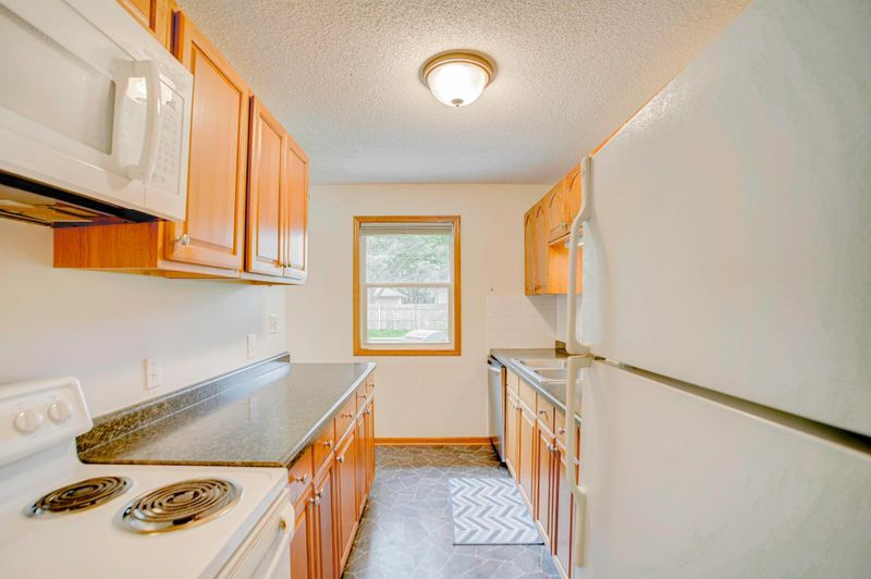 8720 Irving Ave S, Bloomington, MN 55431