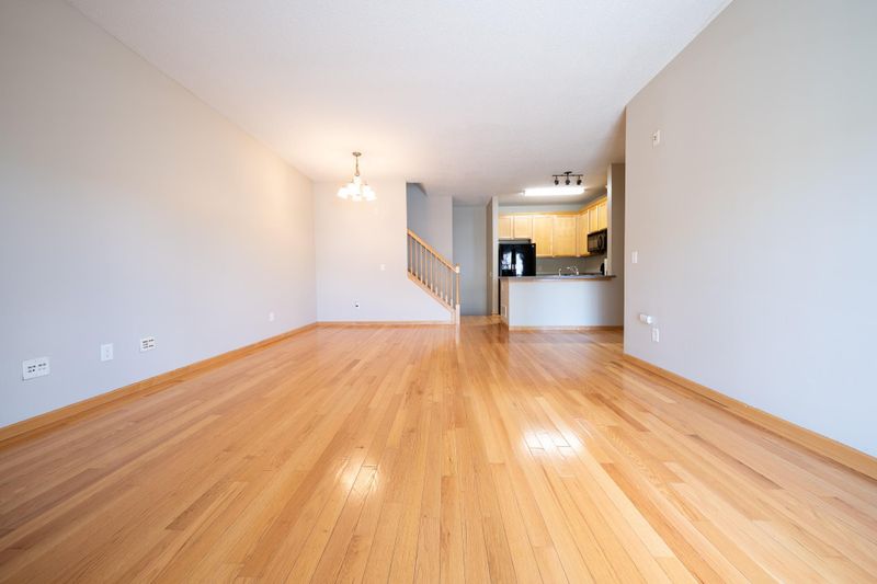 6754 Pine Crest Trl S, Cottage Grove, MN 55016