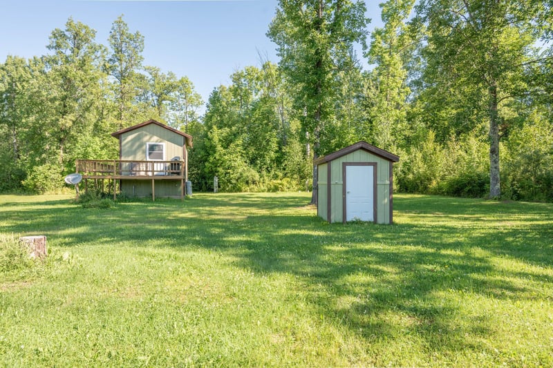 11095 River Rd, Jacobson, MN 55752