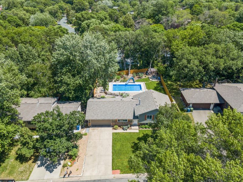 6243 Kerry Ln NE, Fridley, MN 55432