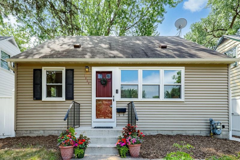 1864 Wordsworth Ave, Saint Paul, MN 55116
