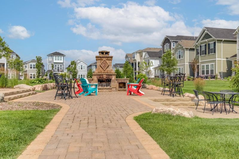 8091 Arrowwood Ln N, Maple Grove, MN 55369